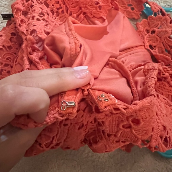 NWT Lulus Lace Dress Size XS - Picture 6 of 6